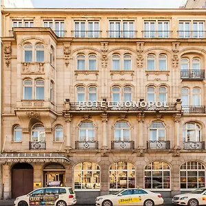 Monopol - Station Hotel